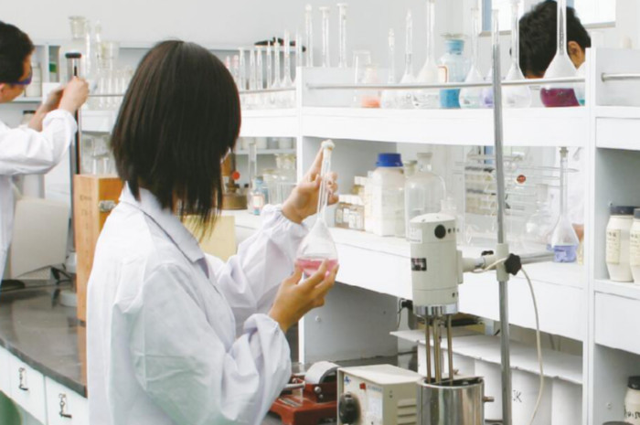 膏滋加工生產(chǎn)廠家| 十萬(wàn)級(jí)潔凈車間+檢測(cè)報(bào)告+合規(guī)備案